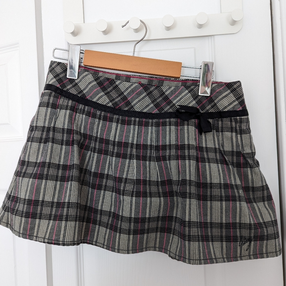 Y2K mini skirt